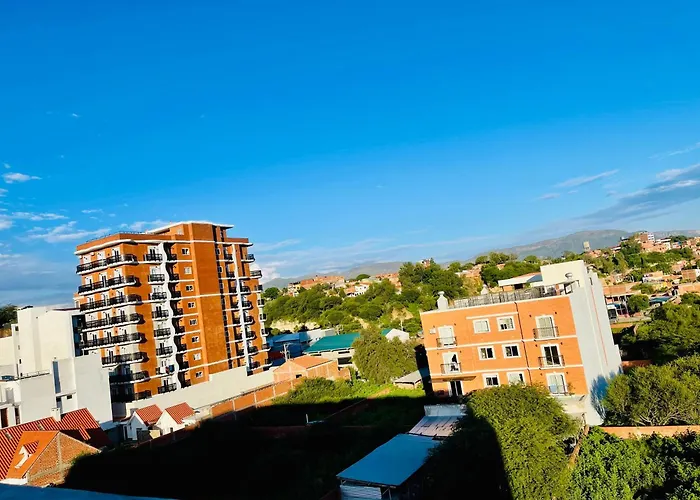 Lujo Y Confort En Tarija Con Jacuzzi Y Sauna