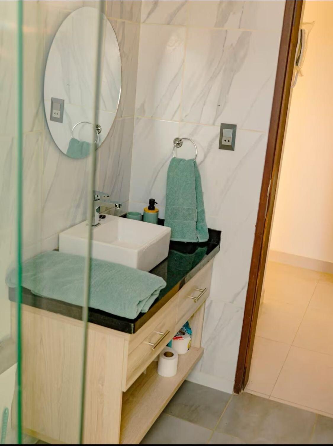 Lujo Y Confort En Con Jacuzzi Y Sauna Tarija